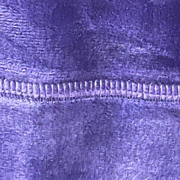 EUC MUK LUKS Warm, Comfy and Oh So SOFT Top - Picture 2 of 10